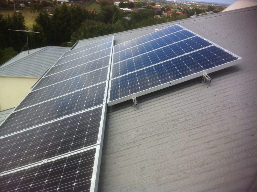 Maintaining solar panel systems in Geelong